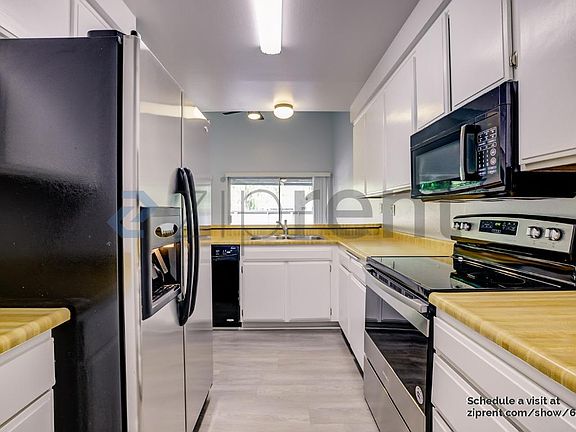 5th image of 1445 Cypress St