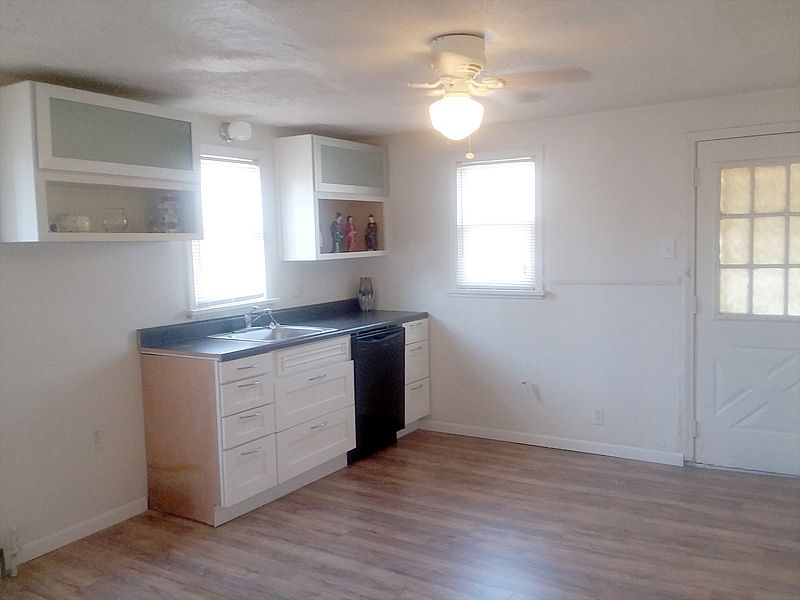 2nd image of 4149 Springdale Ave