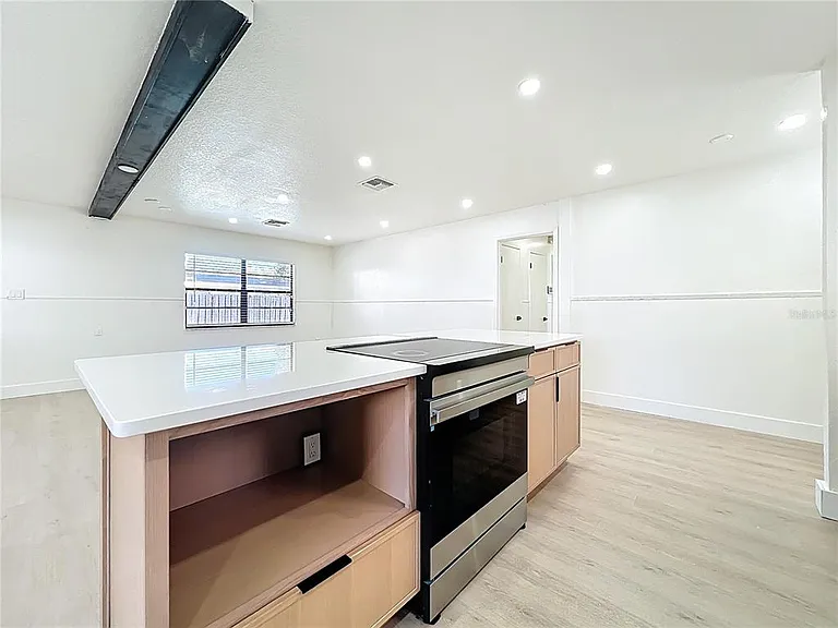 3463 Arnel Dr — Photo 4
