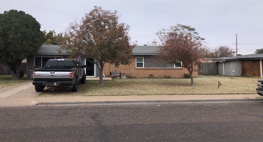 1st image of 405 E 48th St