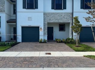 10273 SW 231st Ln, Miami, FL 33190