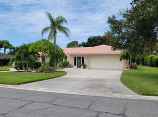 425 E Rossetti Dr, Nokomis, FL 34275