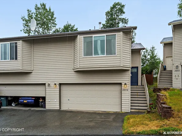 8959 Eagle Place Loop #29, Eagle River, AK 99577