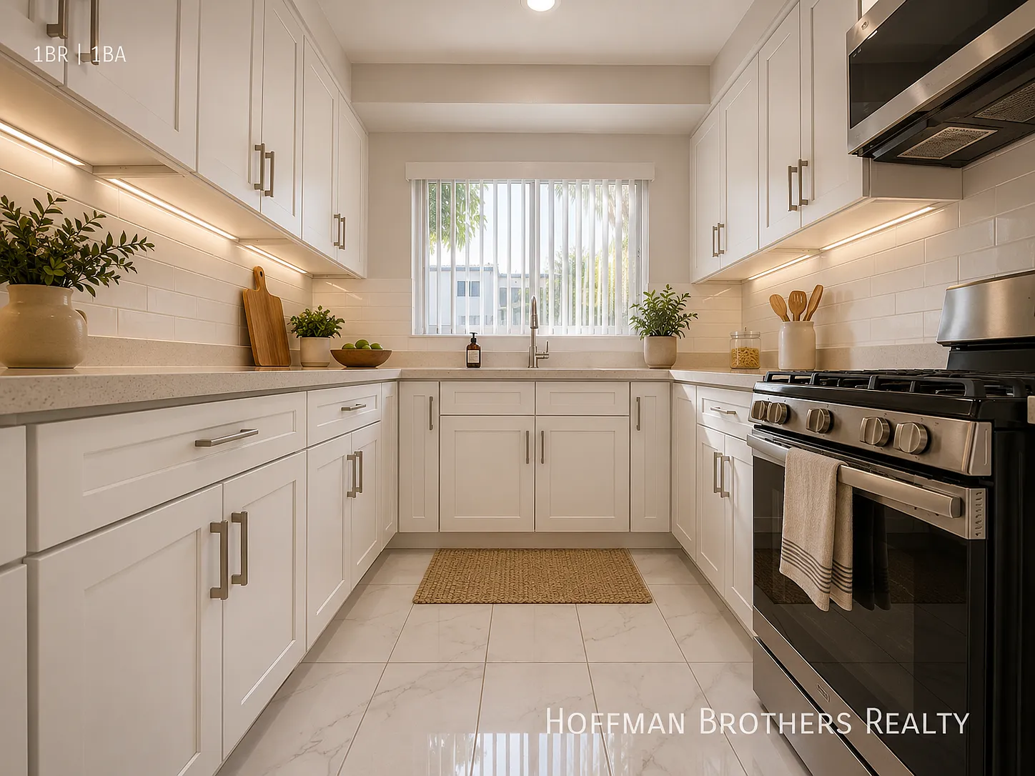 12410 Chandler Blvd — Photo 2