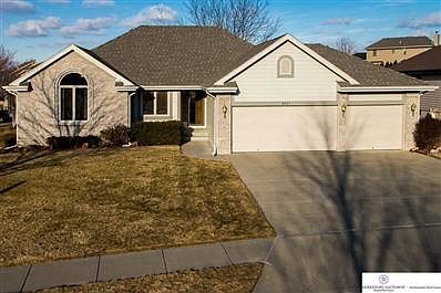 2nd image of 5011 N 136th St