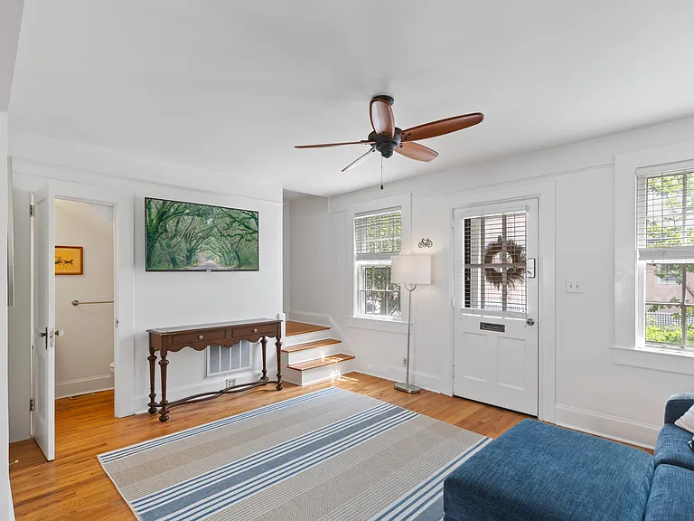301 Broad St — Photo 9