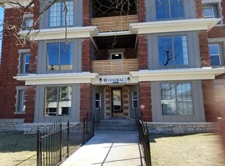 3227 Central St APT 18, Kansas City, MO 64111
