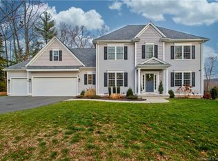 27 Stratton Farms Rd, West Suffield, CT 06093