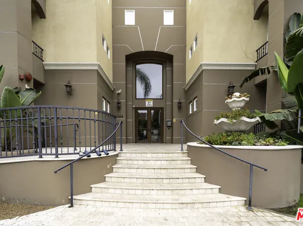 4568 W 1st St APT 308, Los Angeles, CA 90004