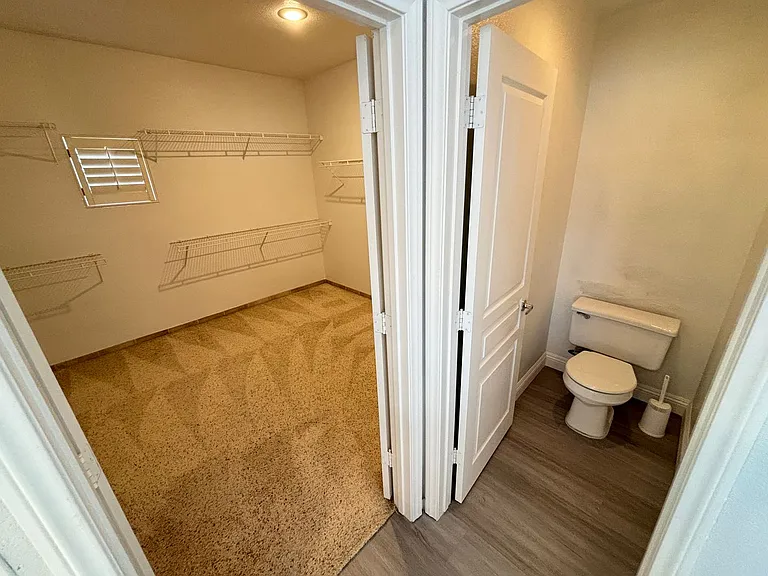 8207 Vista Colorado St — Photo 35