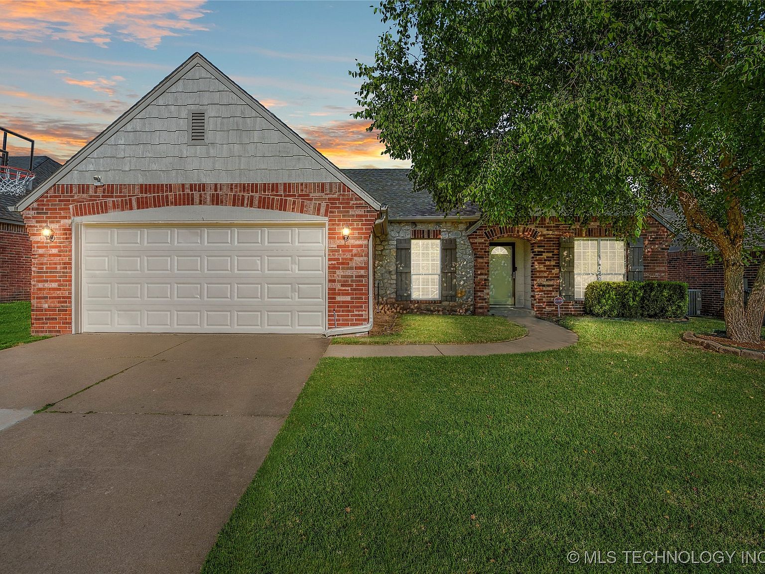 12522 S Cedar Ave, Jenks, OK 74037 | Zillow