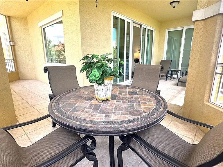 2738 Tiburon Blvd E #B405 — Photo 19