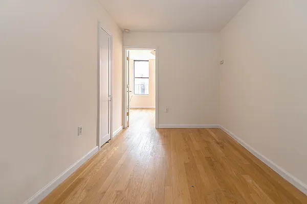 Rented by AZ REALTY NYC LLC | media 9