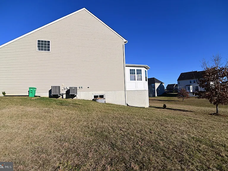 7001 Chaptico Ct — Photo 8