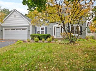 2465 Barn Owl Ln, Elgin, IL 60124