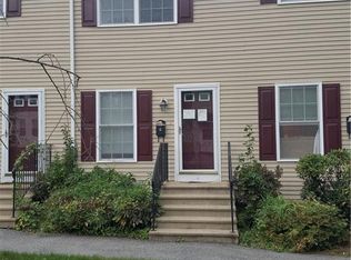 243 Lowden St APT 4, Pawtucket, RI 02860