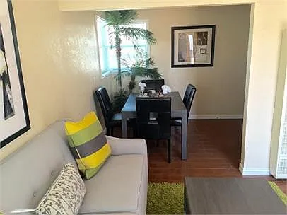 Building Photo - 5125 Trowbridge Dr #6