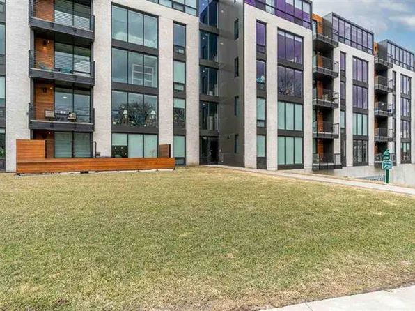 1 University Way #211, Iowa City, IA 52246