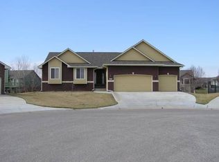 3319 N Lake Ridge Ct, Wichita, KS 67205