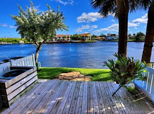 882 Jeffery St, Boca Raton, FL 33487