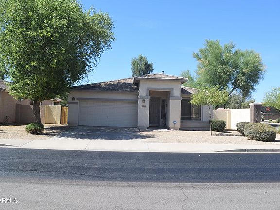 2nd image of 3260 E Canyon Creek Dr