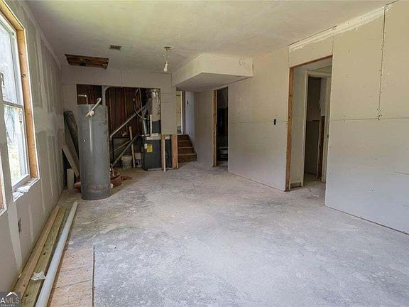 4th image of 4414 Blackbirch Ln