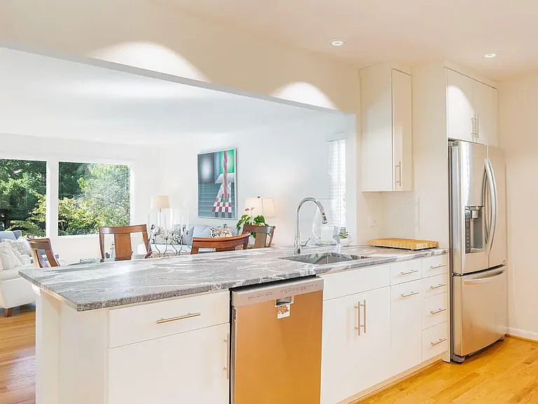 324 Parkway St — Photo 4