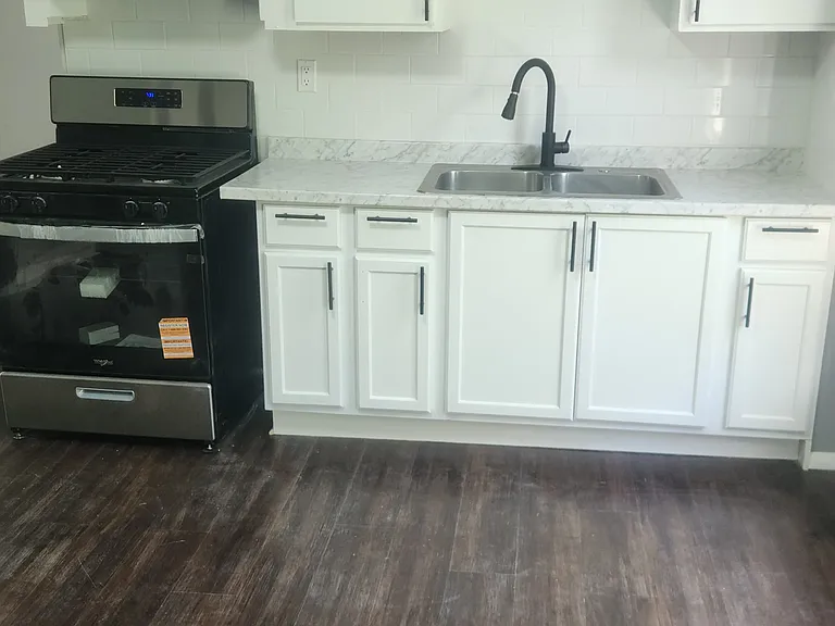 16 Paulding St #2 — Photo 2
