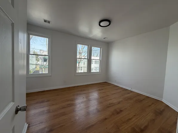 113 Clarke Ave #2, Jersey City, NJ 07304