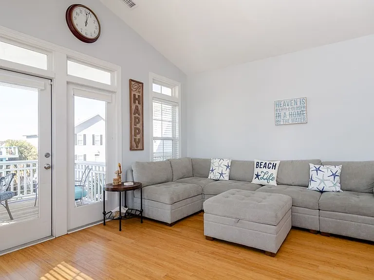812 Canal Dr #1 — Photo 6