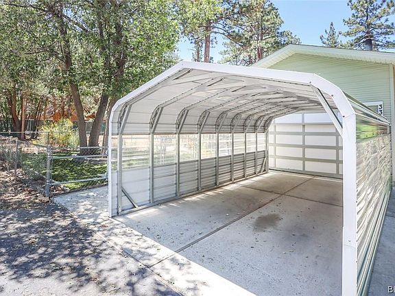 5th image of 332 Highland Ln