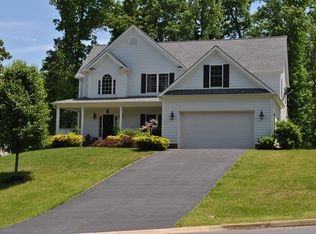 1945 Ridgetop Dr, Charlottesville, VA 22903