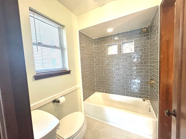 6605 Parkwood Ln — Photo 22