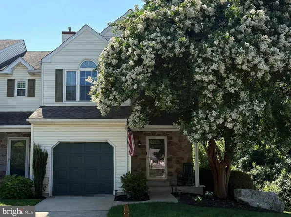 980 Glackens Ln, Wilmington, DE 19808