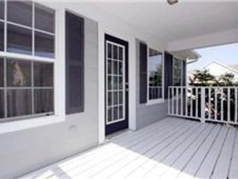1717 Forsythe Dr — Photo 4