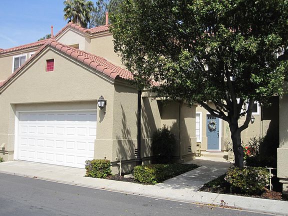 2 car direct access garage