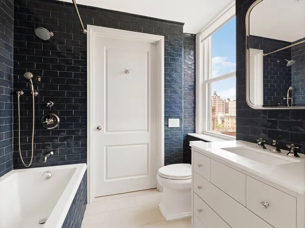 1192 Park Avenue 8A image 13 of 14