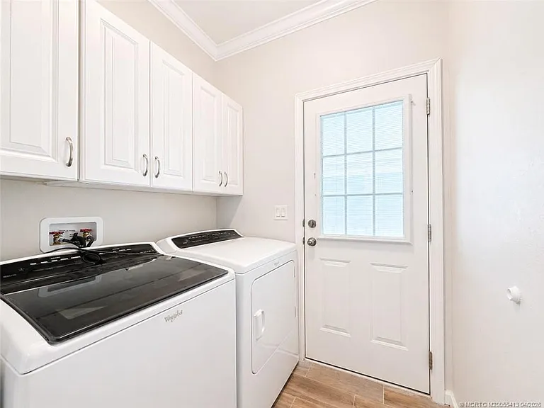 35 NE Nautical Dr — Photo 30