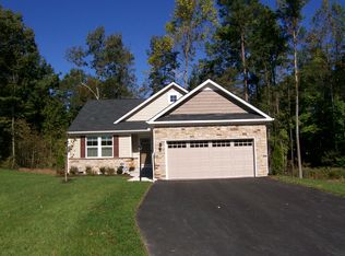 700 Vickilee Rd, North Chesterfield, VA 23236