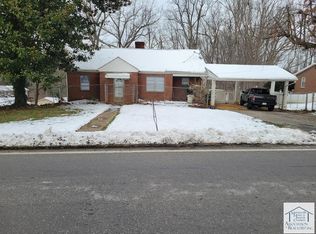 1737 Old Chatham Rd, Martinsville, VA 24112