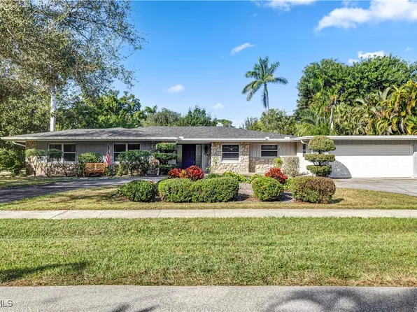 3540 Avocado Dr, Fort Myers, FL 33901