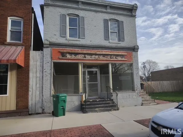 422 W 7th St, Mishawaka, IN 46544