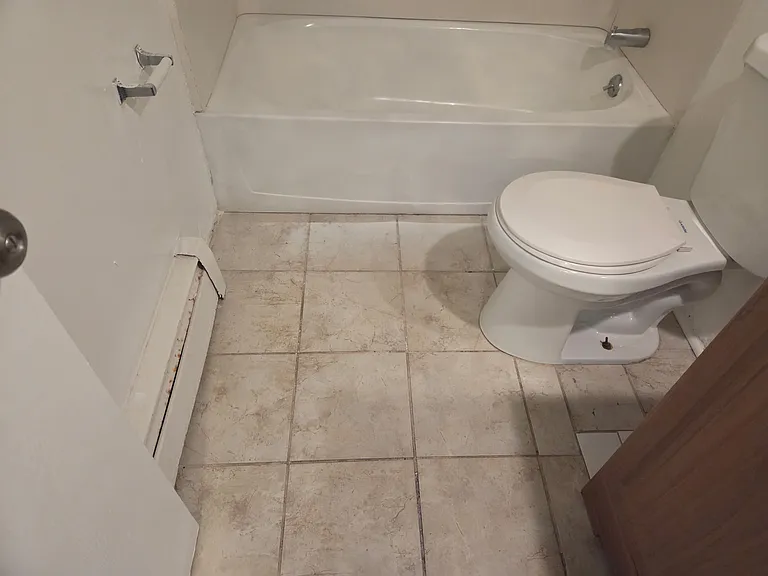 667 Hill St — Photo 13