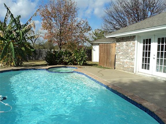 4th image of 7304 Cindy Ct
