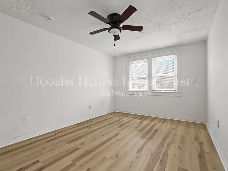 822 N Bradley Ave #822 — Photo 12