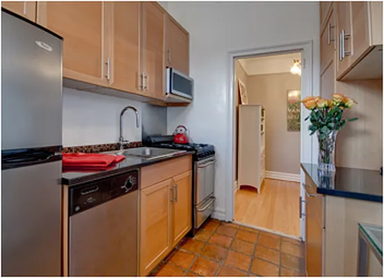 Sold by Brown Harris Stevens | media 6