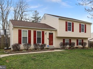 2309 Old Fort Hills Dr, Fort Washington, MD 20744