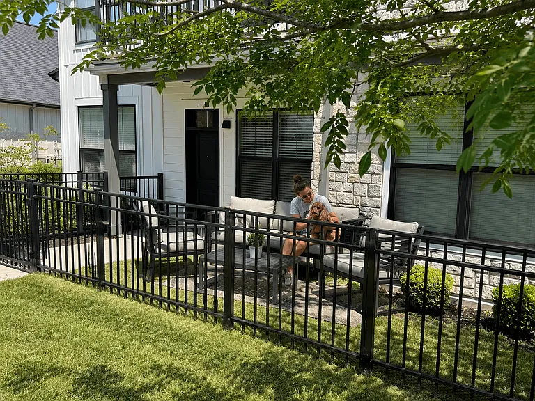 The Grove Apartments — Photo 10