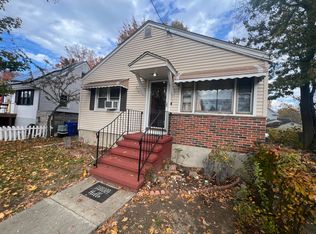 208 Harding Ave, Stratford, CT 06615