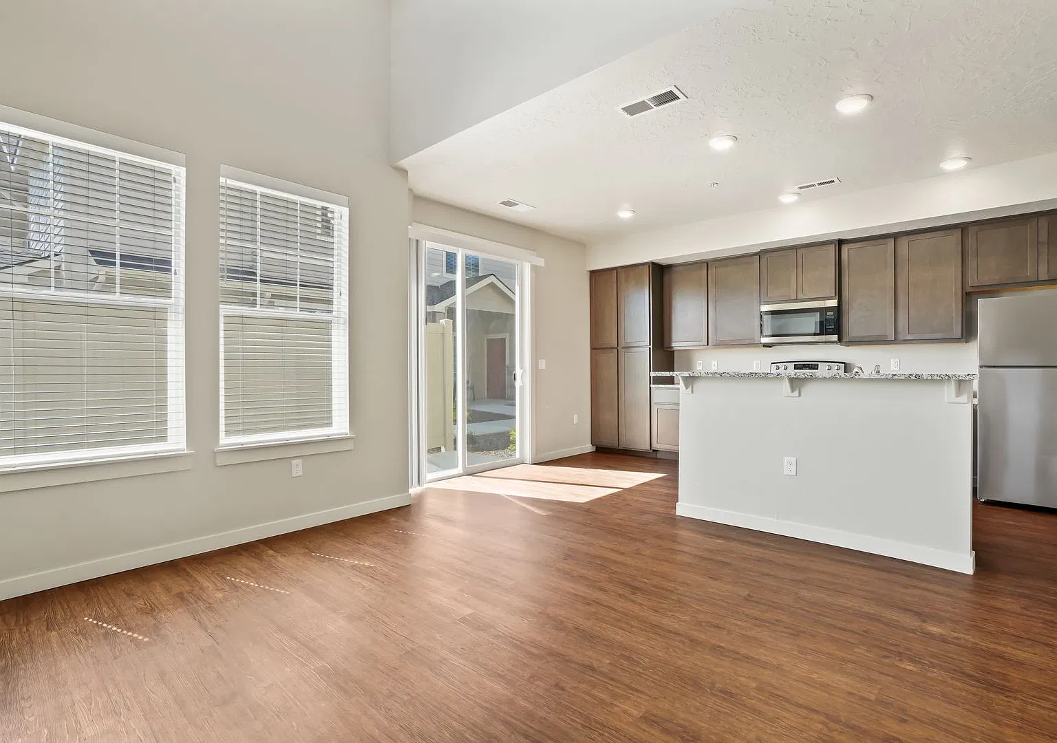 Beautiful Home in Garden City! — Photo 3